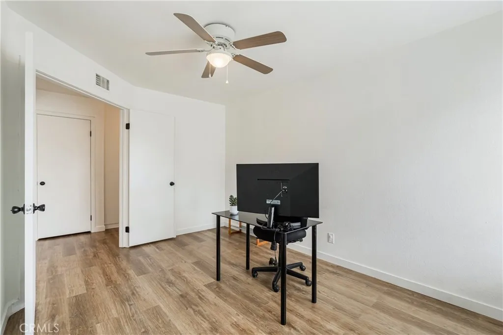 28820 Corte Suerte, Menifee, California 92584 home-pic-25