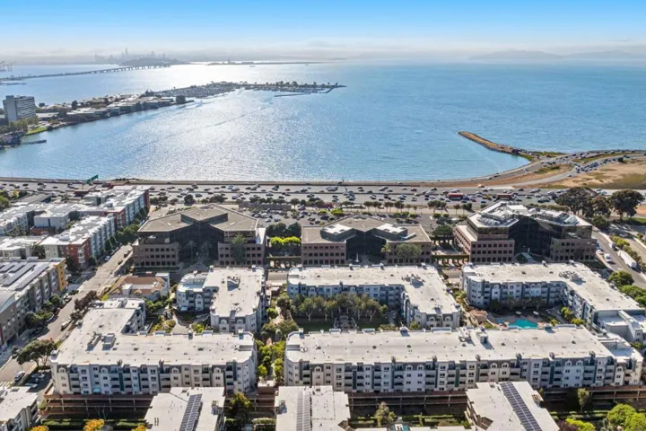 6400 Christie 2208, Emeryville, California 94608