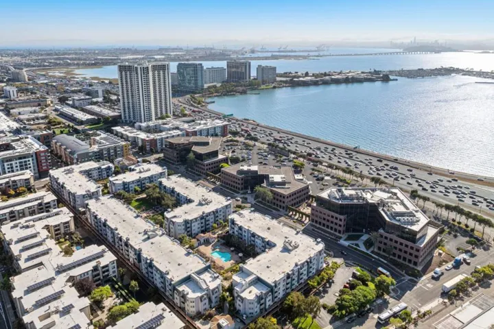 6400 Christie 2208, Emeryville, California 94608