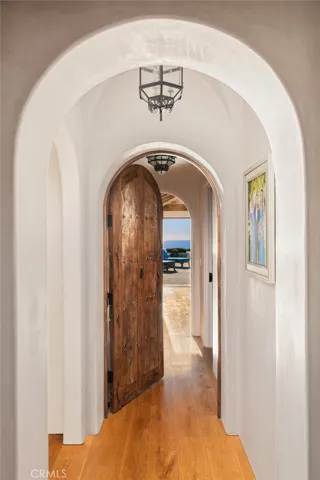 Entry way to master bedroom