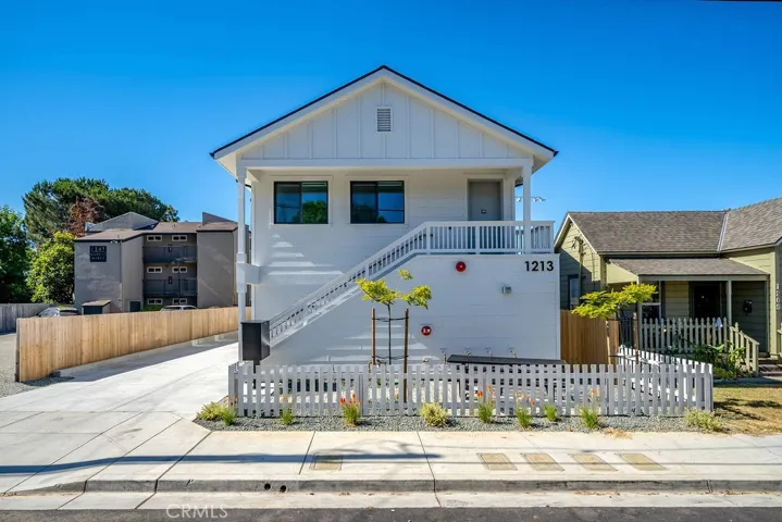 1213 Murray, San Luis Obispo, California 93405