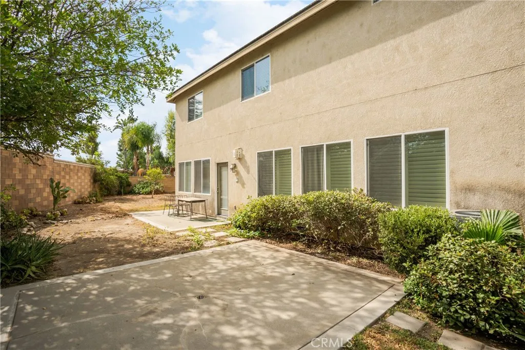 6800 Knightsbridge Court, Eastvale, California 92880 home-pic-37