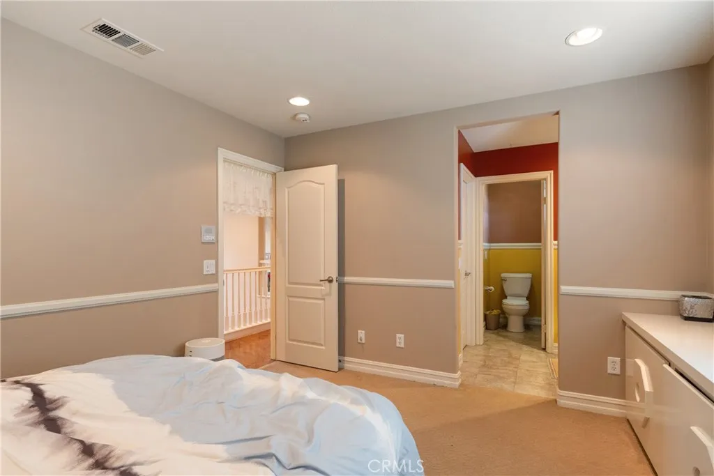 6800 Knightsbridge Court, Eastvale, California 92880 home-pic-26