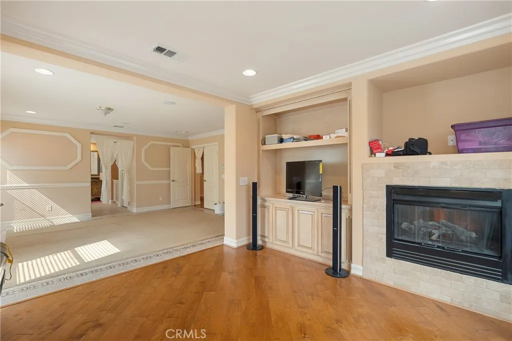 6800 Knightsbridge Court, Eastvale, California 92880 home-pic-30