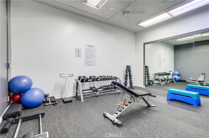 5585 E Pacific Coast 140, Long Beach, California 90804