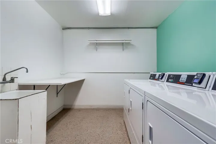 5585 E Pacific Coast 140, Long Beach, California 90804