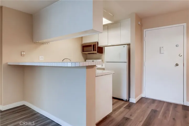 5585 E Pacific Coast 140, Long Beach, California 90804