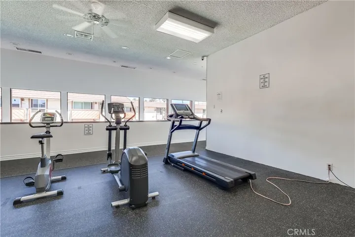 5585 E Pacific Coast 140, Long Beach, California 90804
