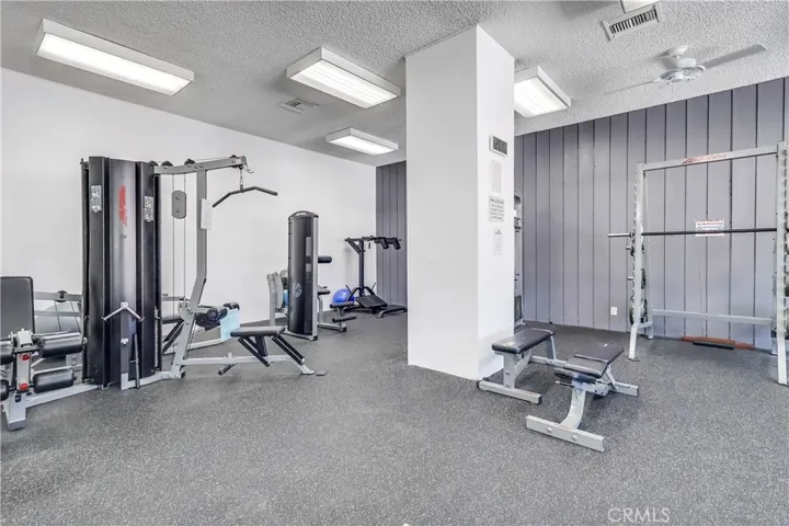 5585 E Pacific Coast 140, Long Beach, California 90804