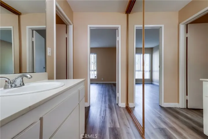 5585 E Pacific Coast 140, Long Beach, California 90804