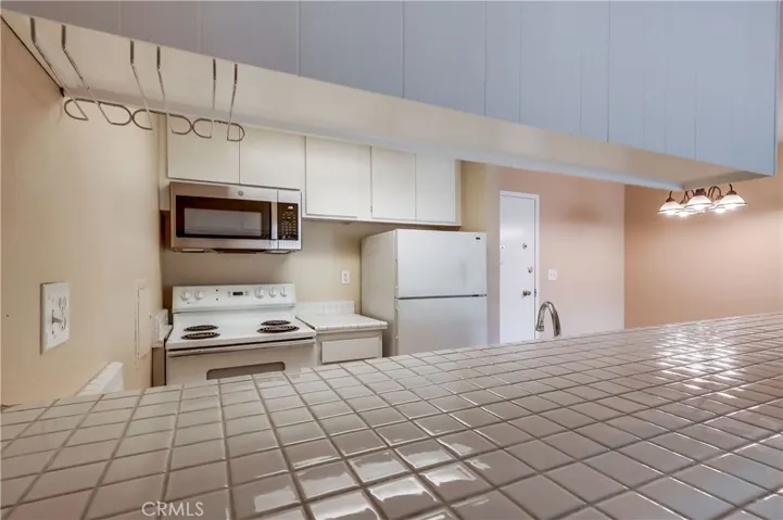 5585 E Pacific Coast 140, Long Beach, California 90804