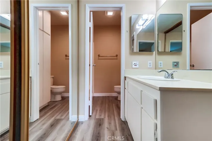 5585 E Pacific Coast 140, Long Beach, California 90804