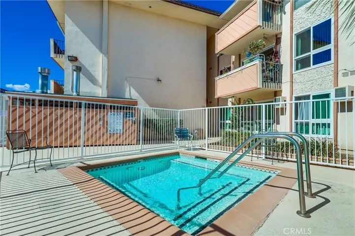 5585 E Pacific Coast 140, Long Beach, California 90804