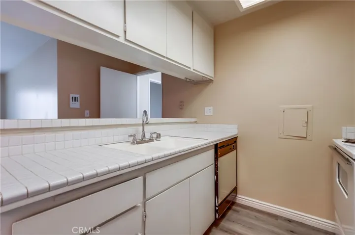 5585 E Pacific Coast 140, Long Beach, California 90804