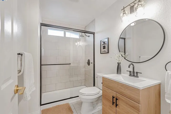 33718 3rd St, Union City, California 94587
