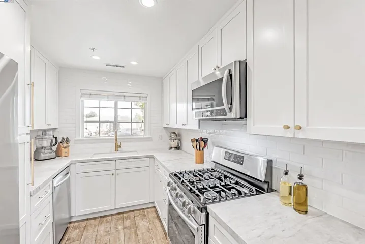 33718 3rd St, Union City, California 94587