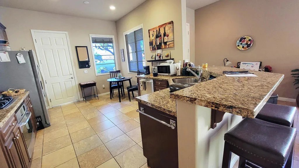 81922 Camino Cantos, Indio, California 92203 home-pic-19