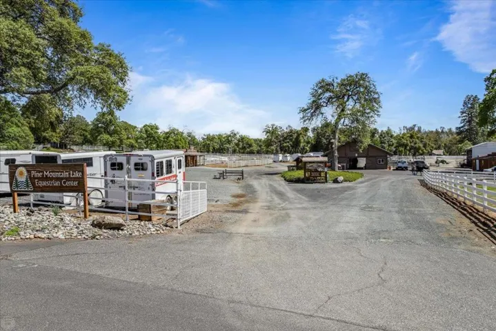 20944 Woodside Way, Groveland, California 95321