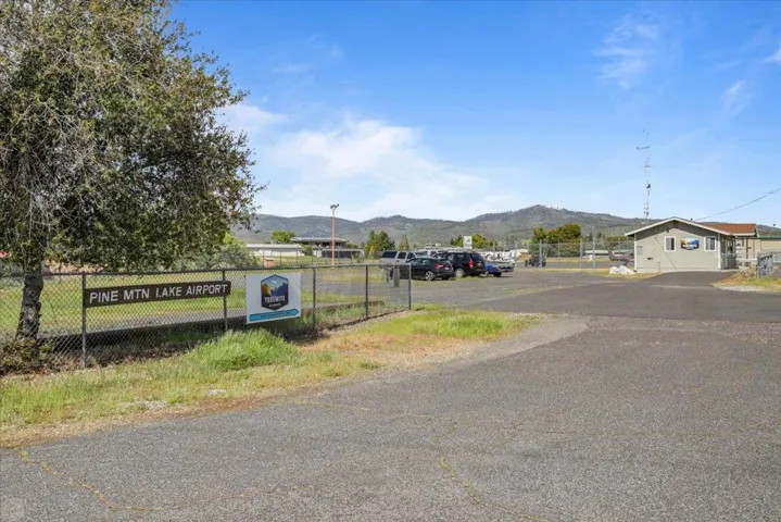 20944 Woodside Way, Groveland, California 95321