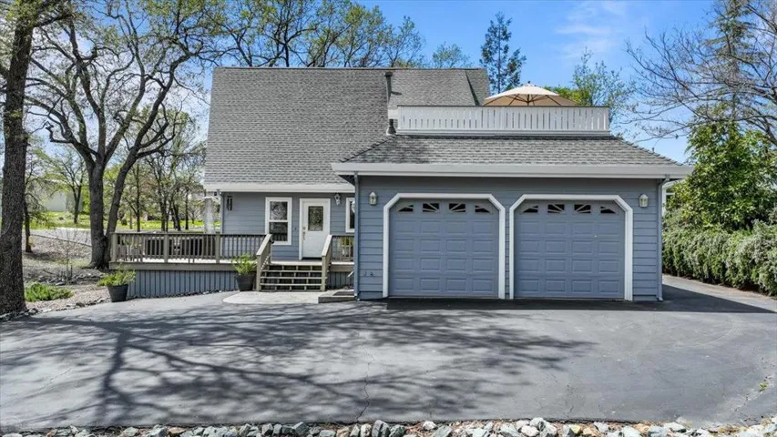 20944 Woodside Way, Groveland, California 95321