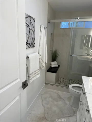 Roomy with double vanity