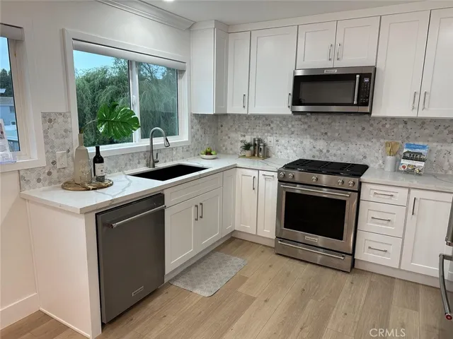 Gourmet Kitchen