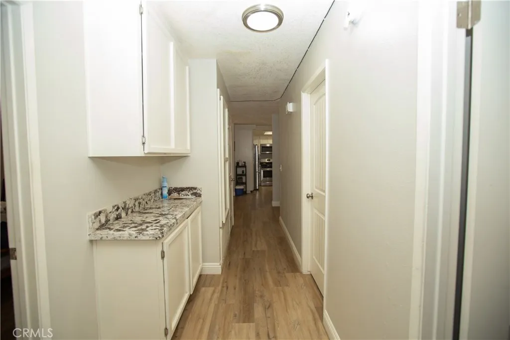 11031 Victor Avenue, Hesperia, California 92345 home-pic-23