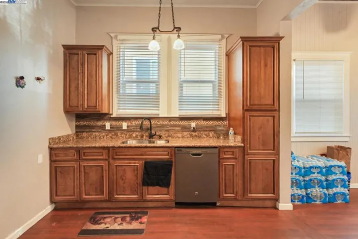 Kitchen Sink area