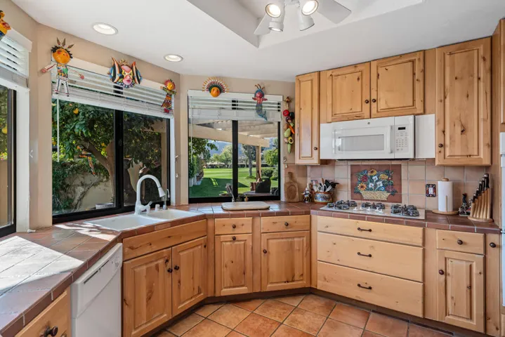 Kitchen on the View