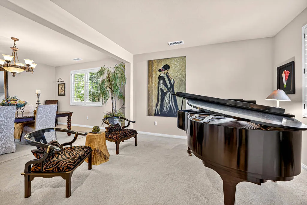 39492 Camino Piscina, Indio, California 92203 home-pic-6