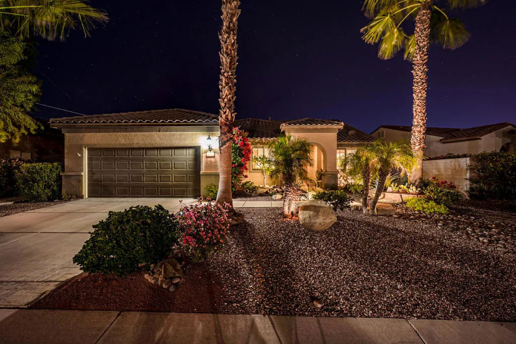 39492 Camino Piscina, Indio, California 92203 home-pic-44