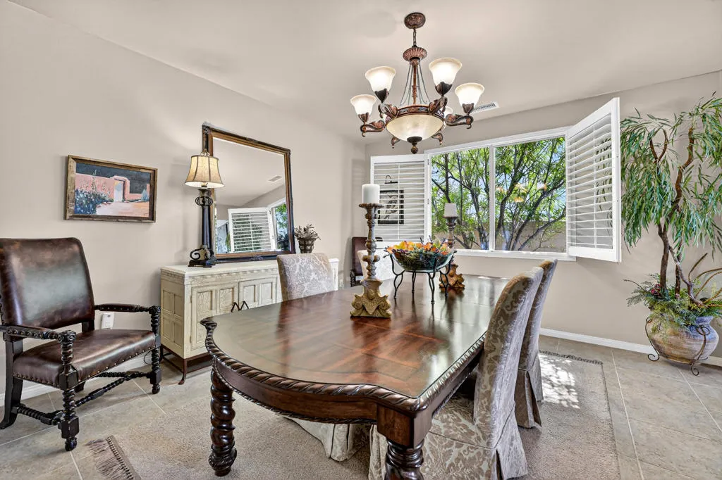 39492 Camino Piscina, Indio, California 92203 home-pic-8