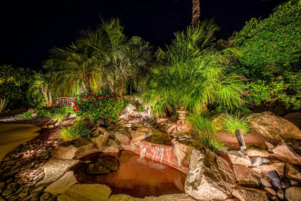 39492 Camino Piscina, Indio, California 92203 home-pic-39