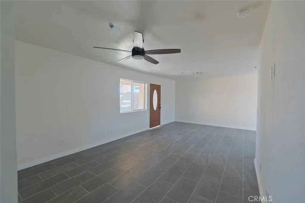 10917 Bartlett Avenue, Adelanto, California 92301 home-pic-3
