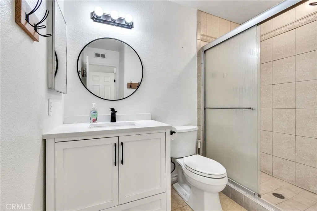 1171 Stone Pine Lane C, Corona, California 92879 home-pic-13