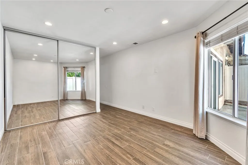 1171 Stone Pine Lane C, Corona, California 92879 home-pic-12