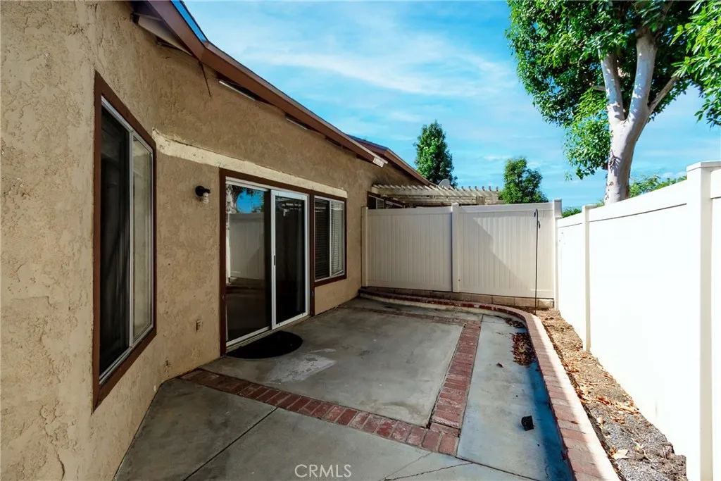 1171 Stone Pine Lane C, Corona, California 92879 home-pic-20