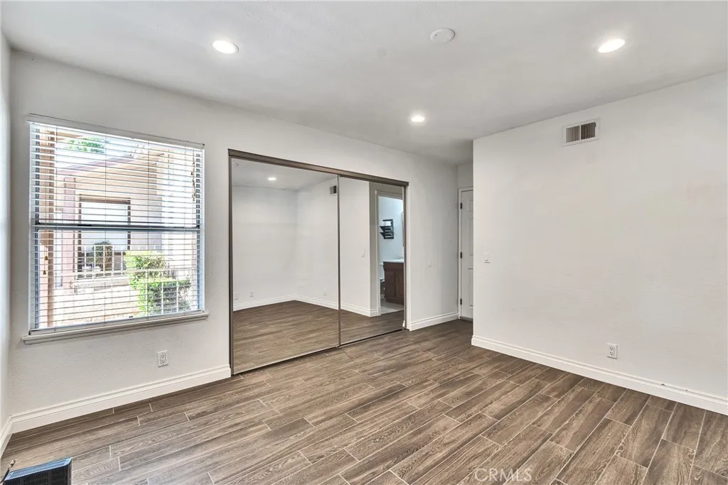 1171 Stone Pine Lane C, Corona, California 92879 home-pic-10