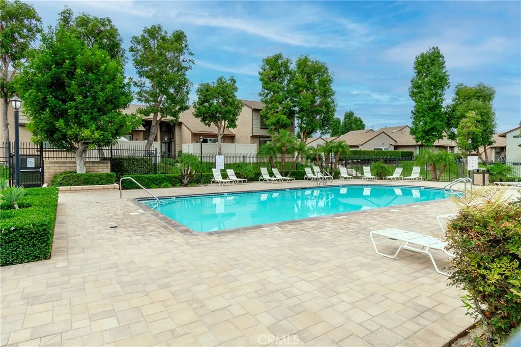 1171 Stone Pine Lane C, Corona, California 92879 home-pic-22