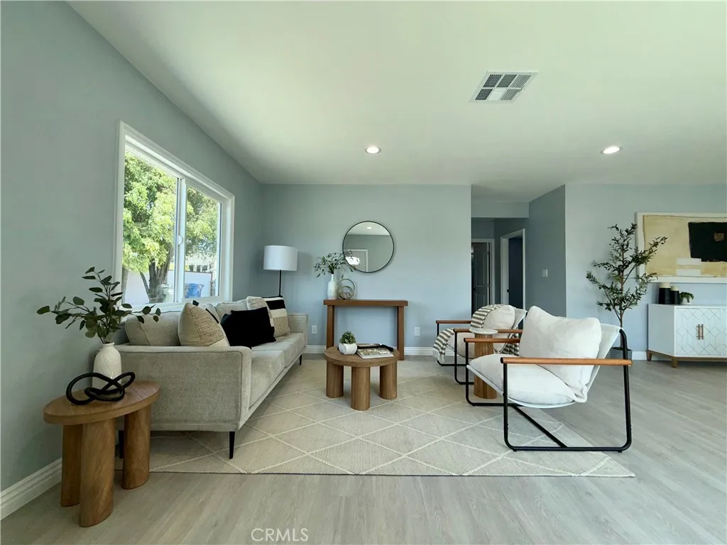 1191 E Laxford, Azusa, California 91702 home-pic-4