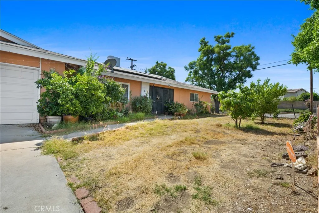 917 E Jackson, Rialto, California 92376 home-pic-0