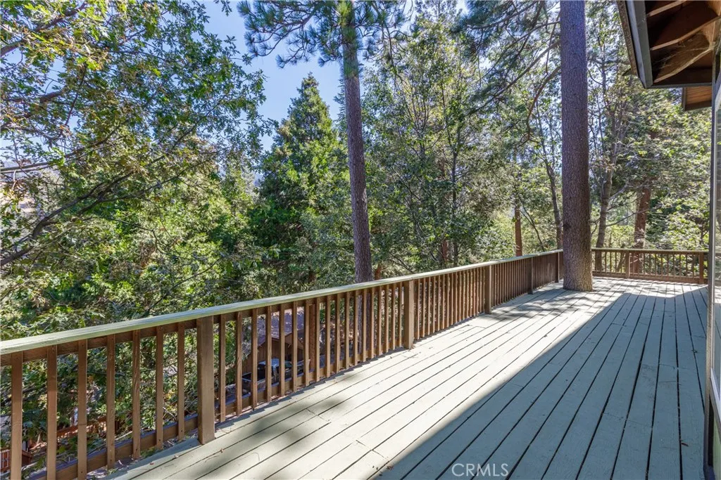 24540 Horst, Crestline, California 92325 home-pic-9