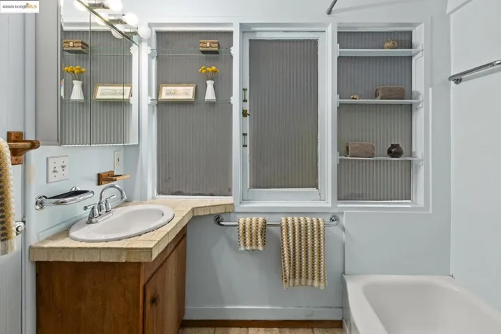 2 Maybeck Twin Dr, Berkeley, California 94708