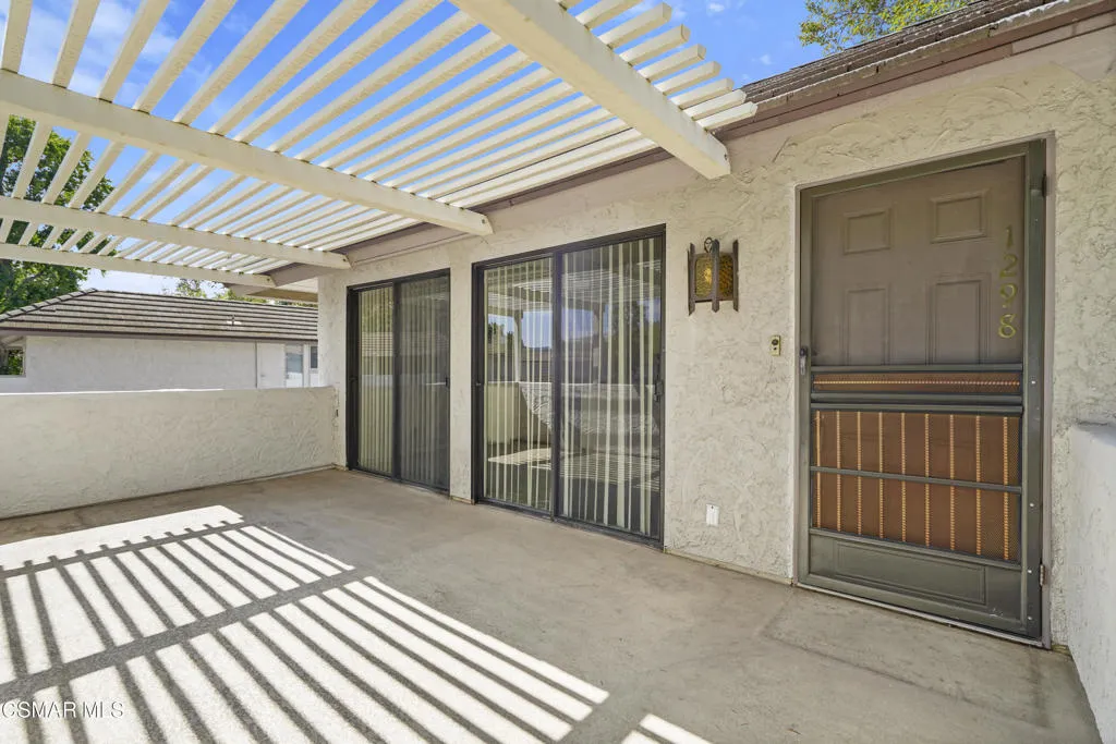1298 Landsburn Circle, Westlake Village, California 91361 home-pic-2