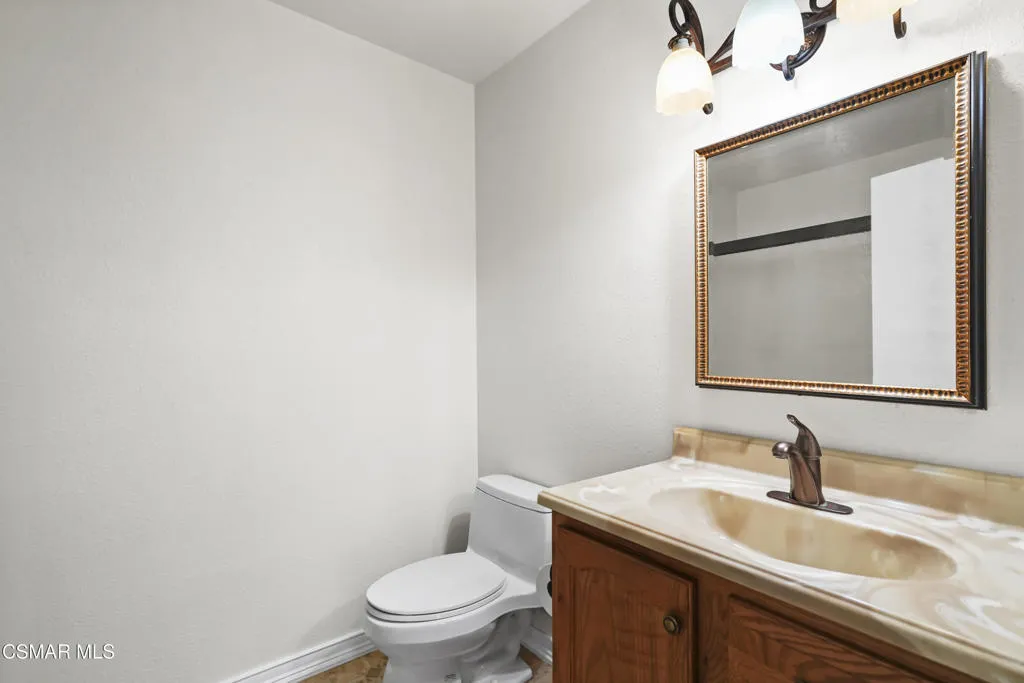 1298 Landsburn Circle, Westlake Village, California 91361 home-pic-15