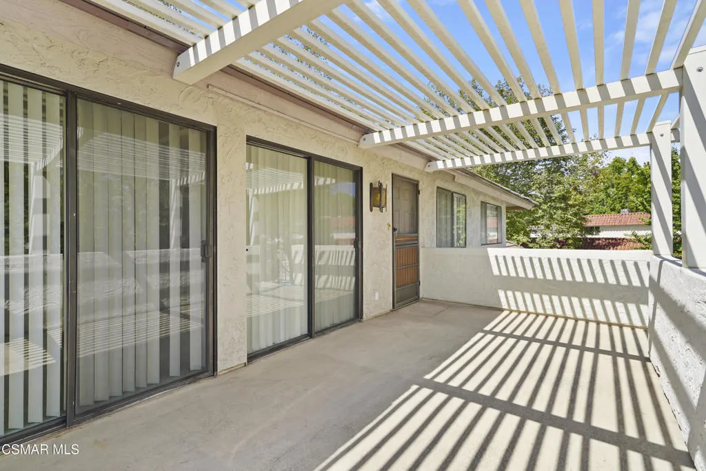 1298 Landsburn Circle, Westlake Village, California 91361 home-pic-24