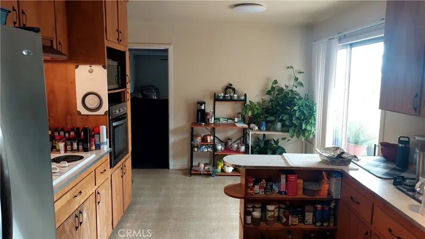 1547 Blackburn, Corning, California 96021