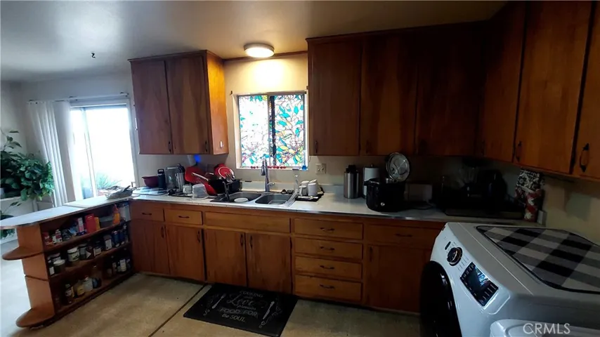 1547 Blackburn, Corning, California 96021