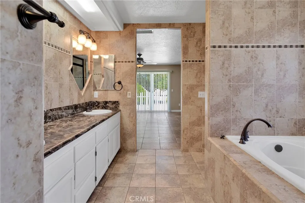 14572 Sultana Street, Hesperia, California 92345 home-pic-23