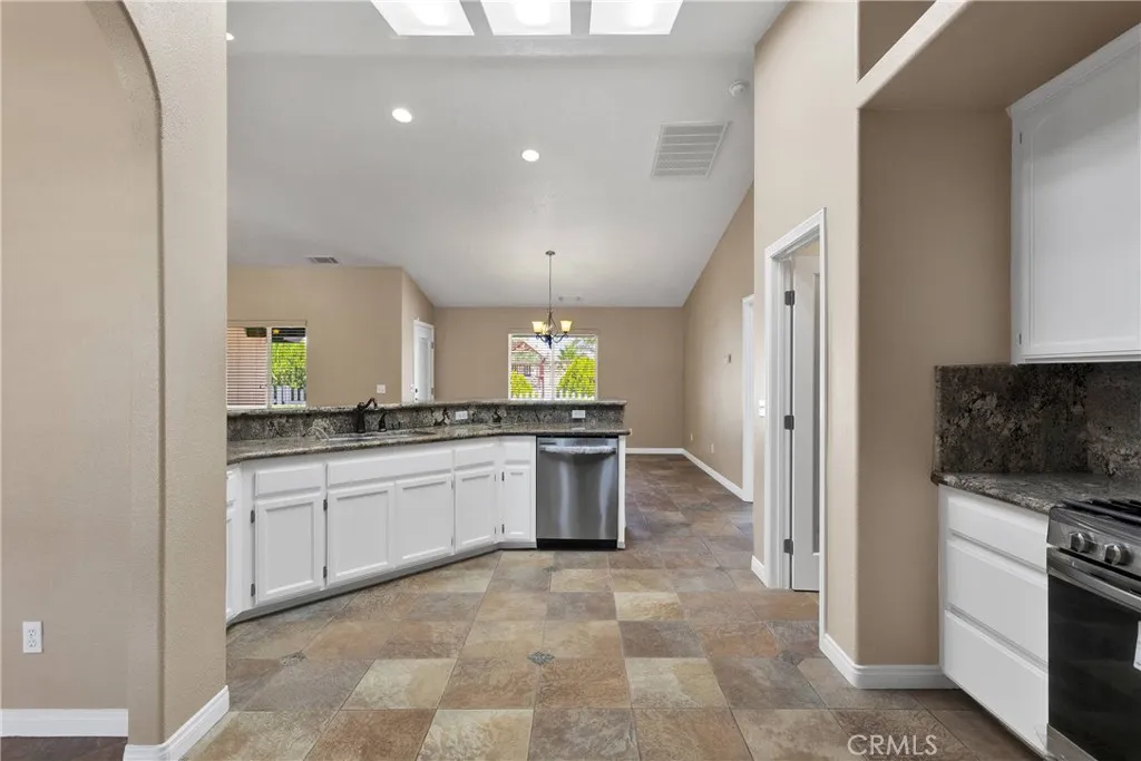 14572 Sultana Street, Hesperia, California 92345 home-pic-4